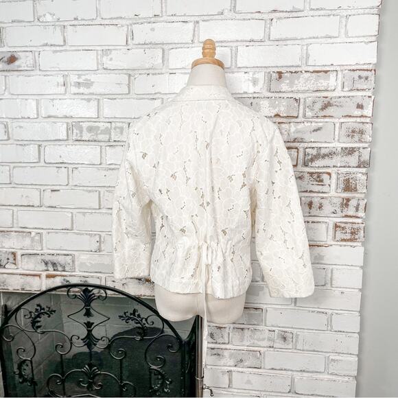 Cabi Portrait Cream Ivory Crochet Floral Lace 3/4 Sleeve Cottagecore Blazer M - Picture 4 of 10